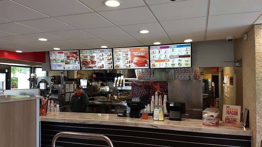Burger King | 1013 Valley Rd, Gillette, NJ 07933, USA | Phone: (908) 647-9788