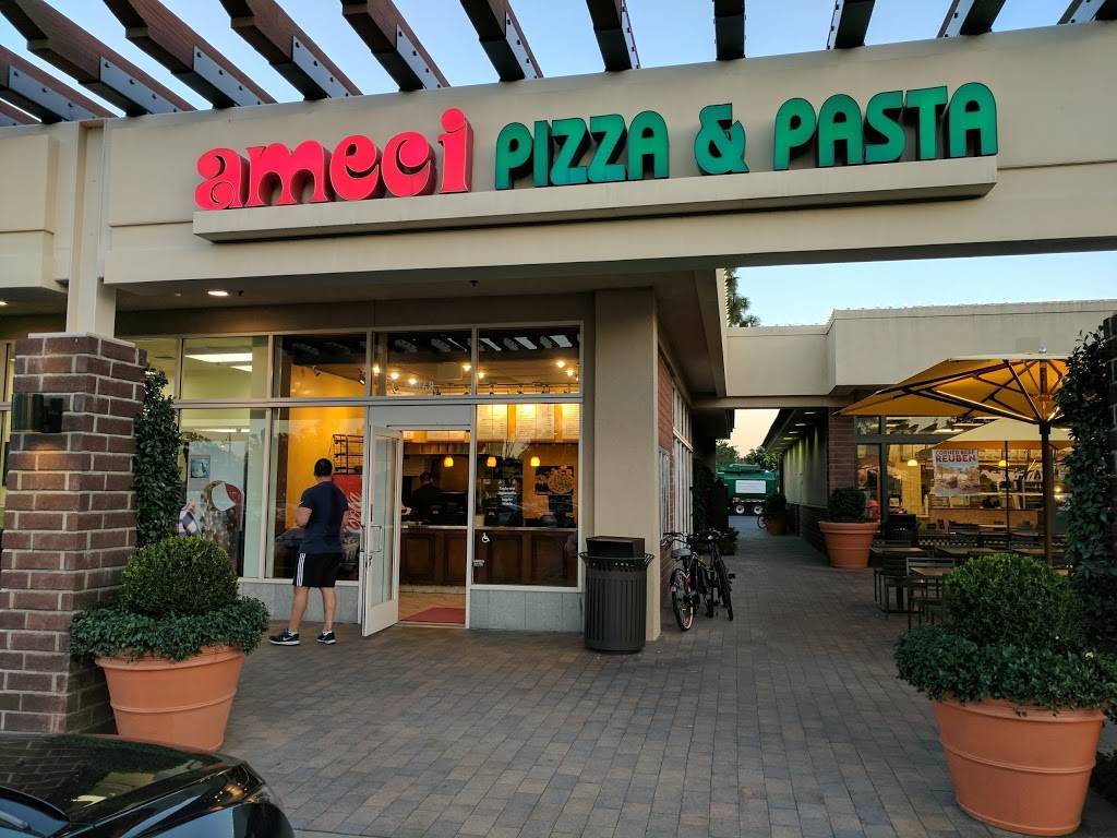 Ameci Pizza & Pasta | 18068 Culver Dr, Irvine, CA 92612, USA | Phone: (949) 857-1900