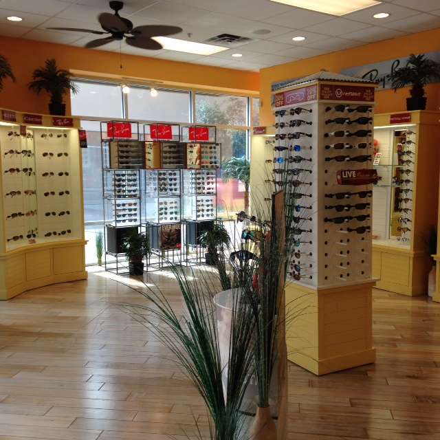 Sanibel Sunglass Company | 6800 N 95th Ave #848, Glendale, AZ 85305, USA | Phone: (623) 772-5544