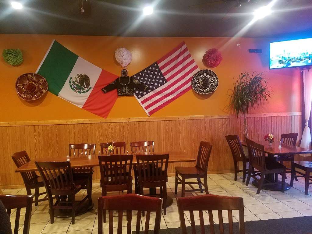 El Mirador | 124 1st St, Elizabeth, NJ 07206 | Phone: (908) 576-7231