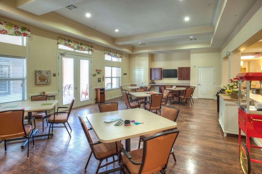 Orchard Park at Southfork - Meridian Senior living | 3151 Southfork Pkwy, Manvel, TX 77578, USA | Phone: (713) 960-4727