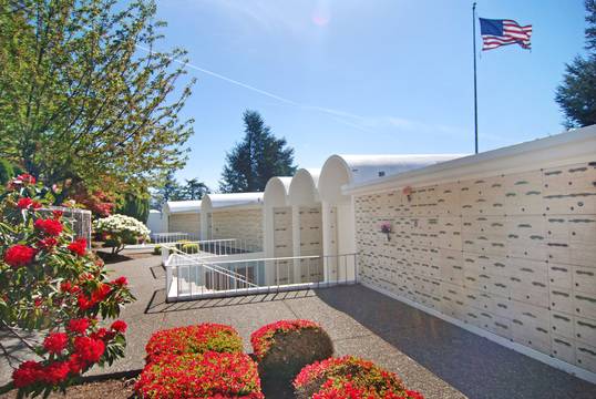 Finley-Sunset Hills Mortuary & Sunset Hills Memorial Park | 6801 SW Sunset Hwy, Portland, OR 97225, USA | Phone: (503) 292-6654