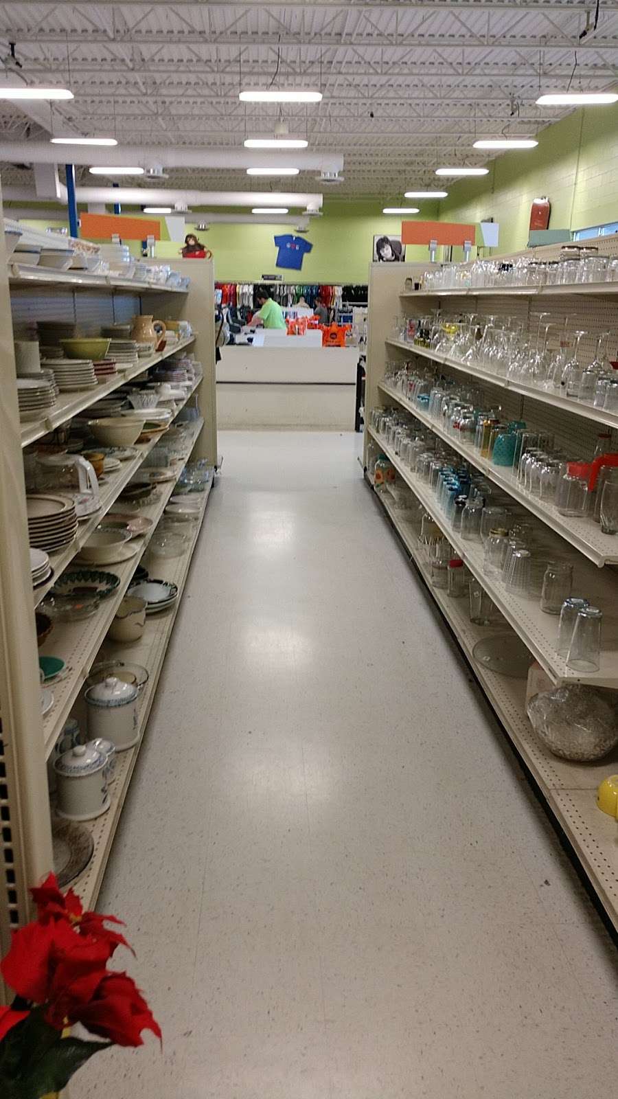 Goodwill Store | 480 E Greensburg Commons Shopping Center, Greensburg, IN 47240, USA | Phone: (812) 663-9024