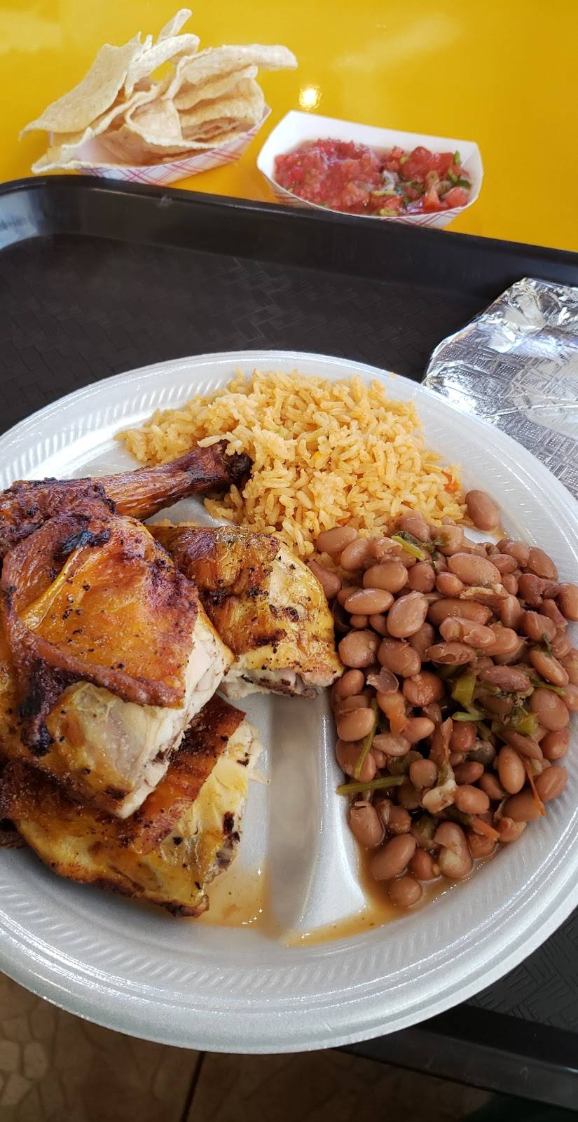 El Pollo Feliz | 2658 Zapata Hwy, Laredo, TX 78046, USA | Phone: (956) 796-0110