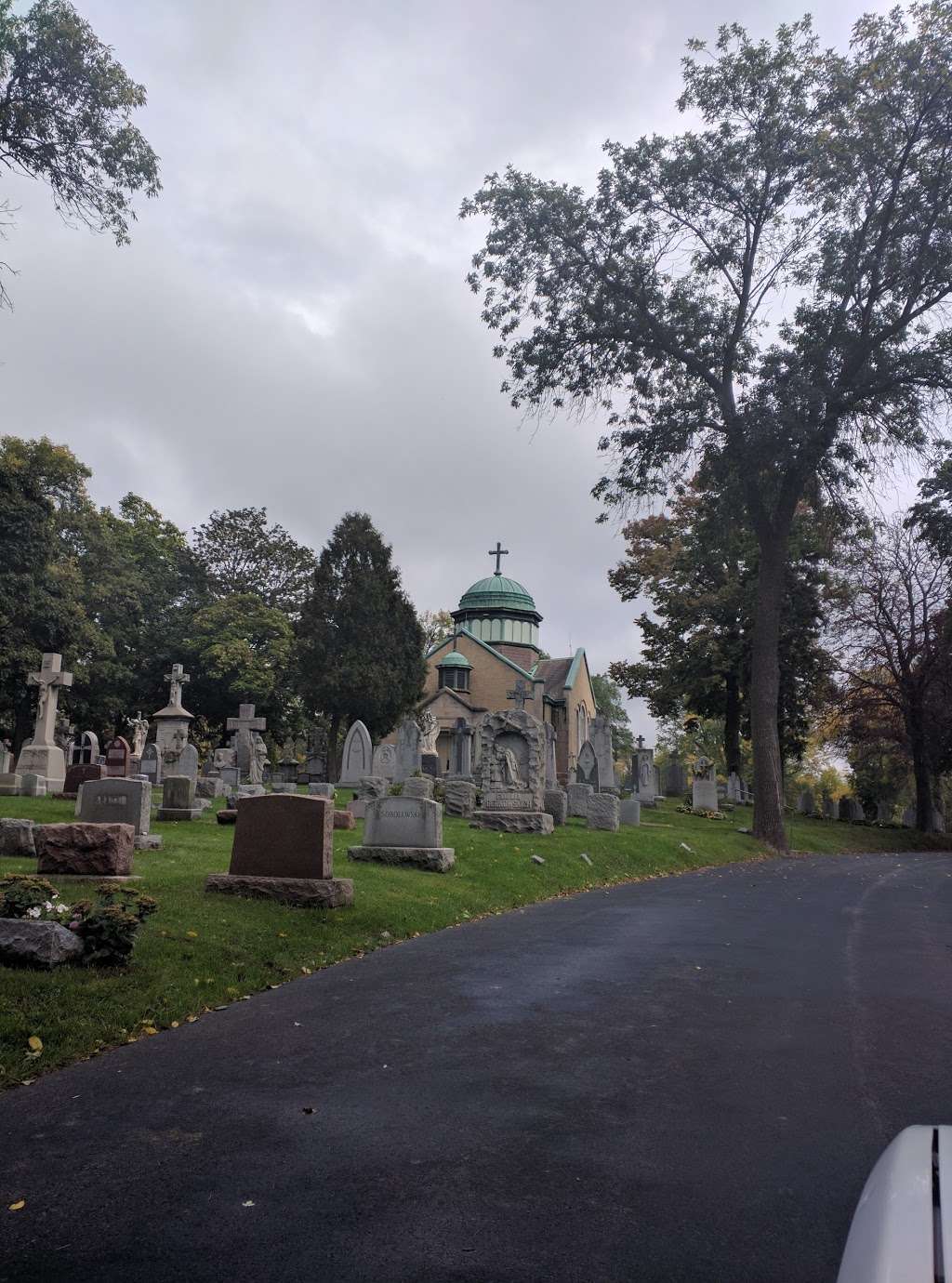 St Adalbert-Catholic Cemeteries | 3801 S 6th St, Milwaukee, WI 53221, USA | Phone: (414) 483-3663