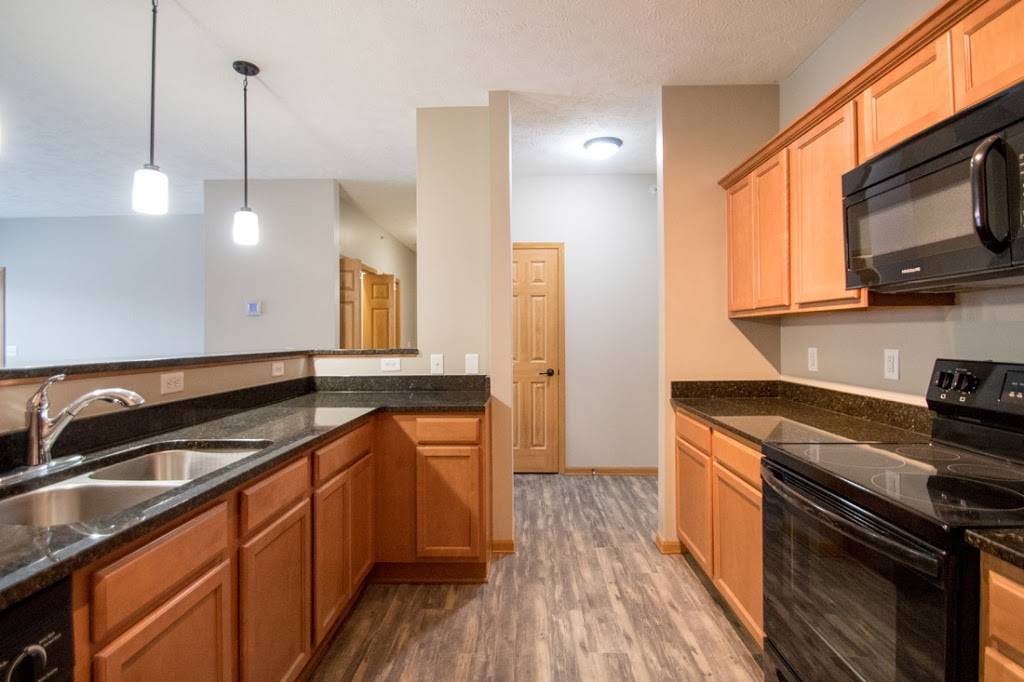 Tuscany Apartments | 6705 Giles Rd, Papillion, NE 68133, USA | Phone: (402) 320-3919