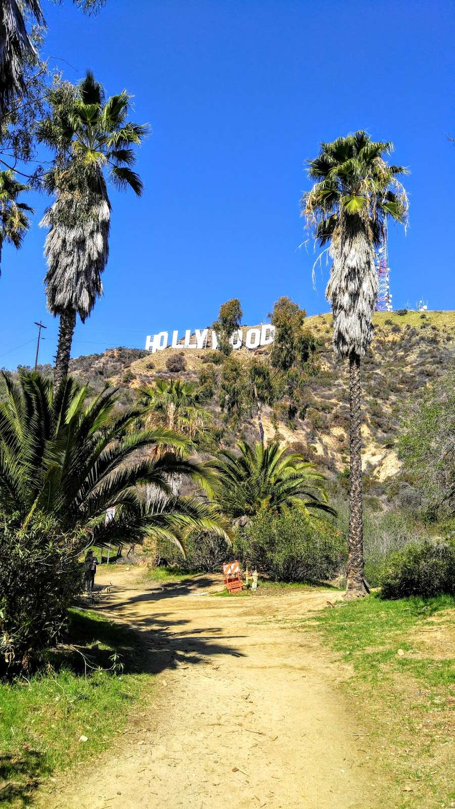 Starting point of Wisdom Tree Hike | Lake Hollywood Dr, Los Angeles, CA 90068, USA