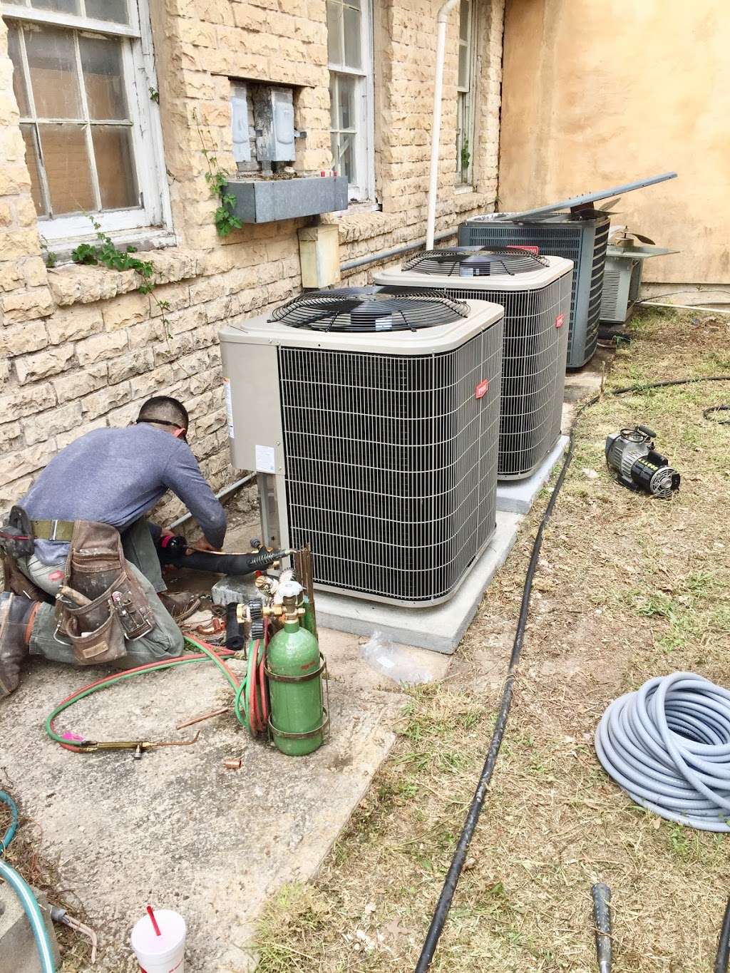 Frosty Joes Heating and Air Conditioning | 7703 Pipers View St, San Antonio, TX 78251, USA | Phone: (210) 840-6630