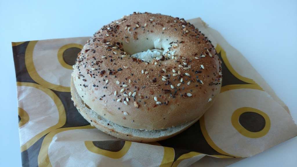 Einstein Bros. Bagels | LaGuardia Airport, Center Food Court, Terminal B, Flushing, NY 11371, USA | Phone: (516) 792-3957