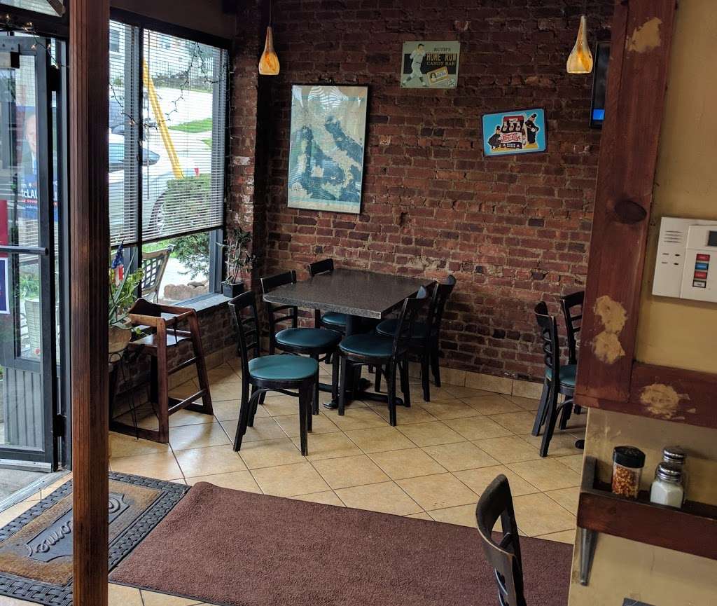 Johns Pizza | 69 Devoe Ave, Yonkers, NY 10705, USA | Phone: (914) 968-2999