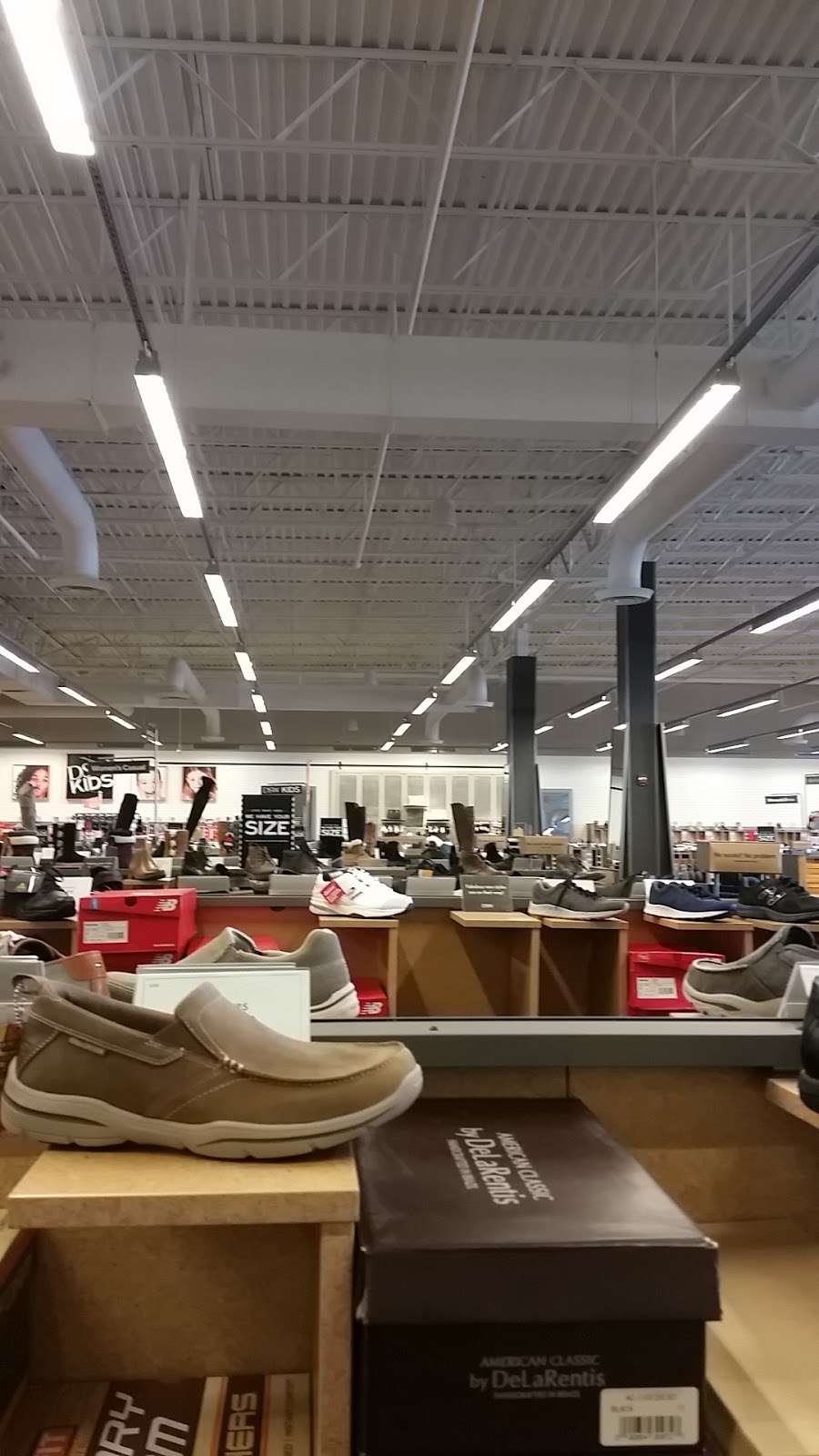DSW Designer Shoe Warehouse | 17159 Cole Rd, Hagerstown, MD 21740 | Phone: (240) 329-4696