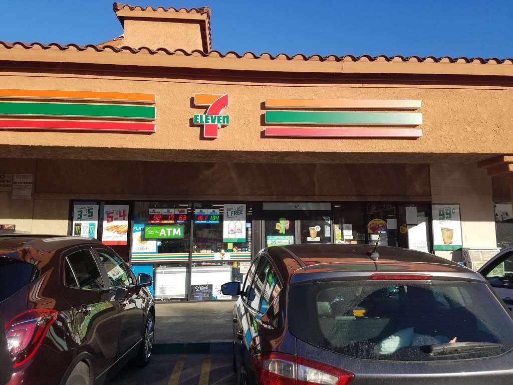 7-Eleven | 3998 Cochran St #1, Simi Valley, CA 93063, USA | Phone: (805) 306-0776