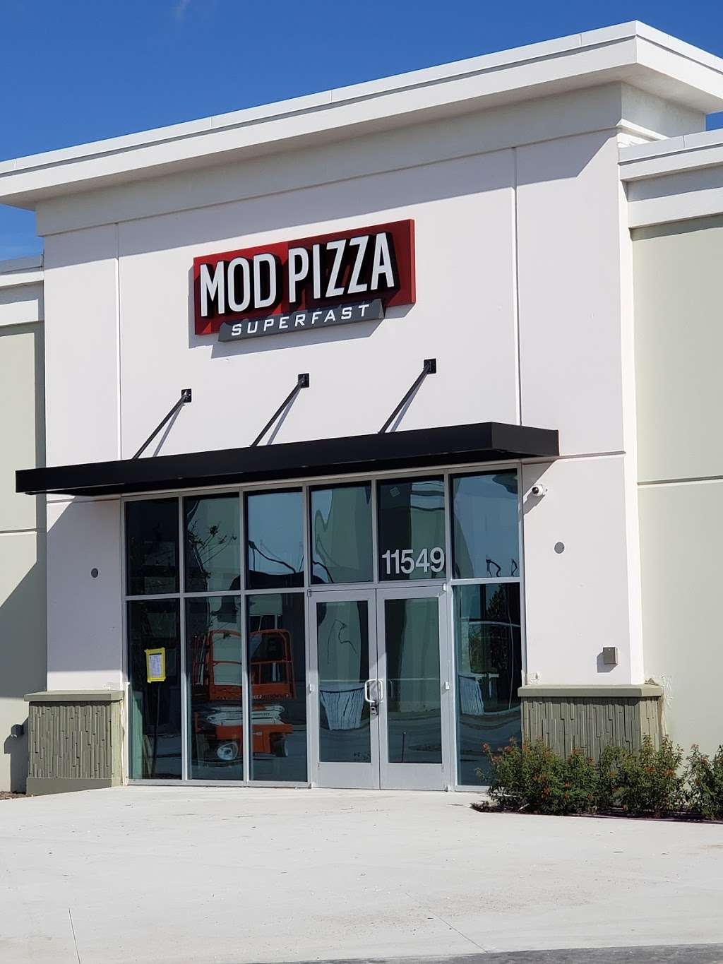 MOD Pizza | 11549 Regency Village Dr, Orlando, FL 32821 | Phone: (407) 239-4116