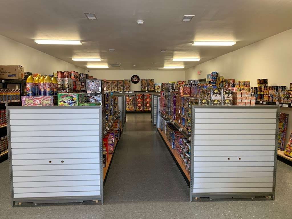 Fireworks Now | 12748 Winchester Ave, Bunker Hill, WV 25413, USA | Phone: (304) 229-9694