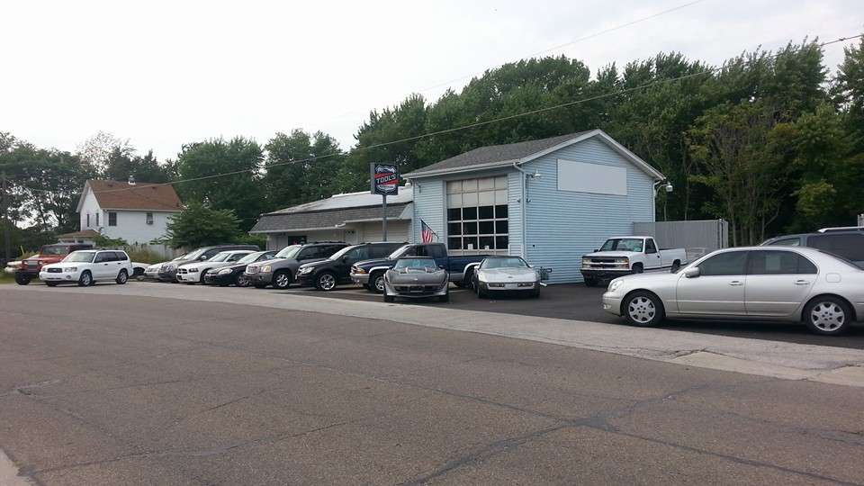 Tools Auto Sales & Details | 719 W Lincoln Ave, Pontiac, IL 61764, USA | Phone: (815) 842-3600