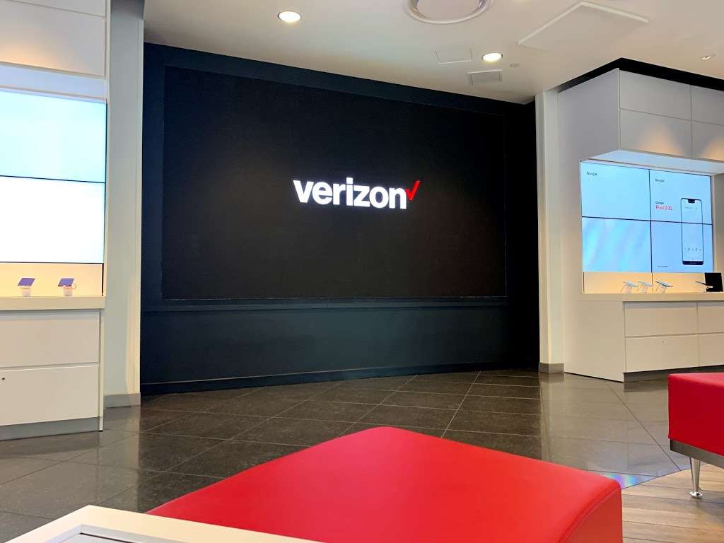 Verizon | 1700 Post Oak Blvd, 2 BLVD Place Suite 110, Houston, TX 77056 | Phone: (713) 960-8585