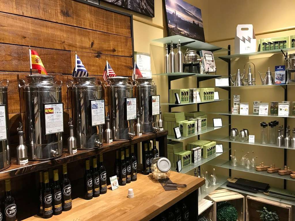 Georgetown Olive Oil Co | 181 Waterfront St, Oxon Hill, MD 20745 | Phone: (301) 753-7128