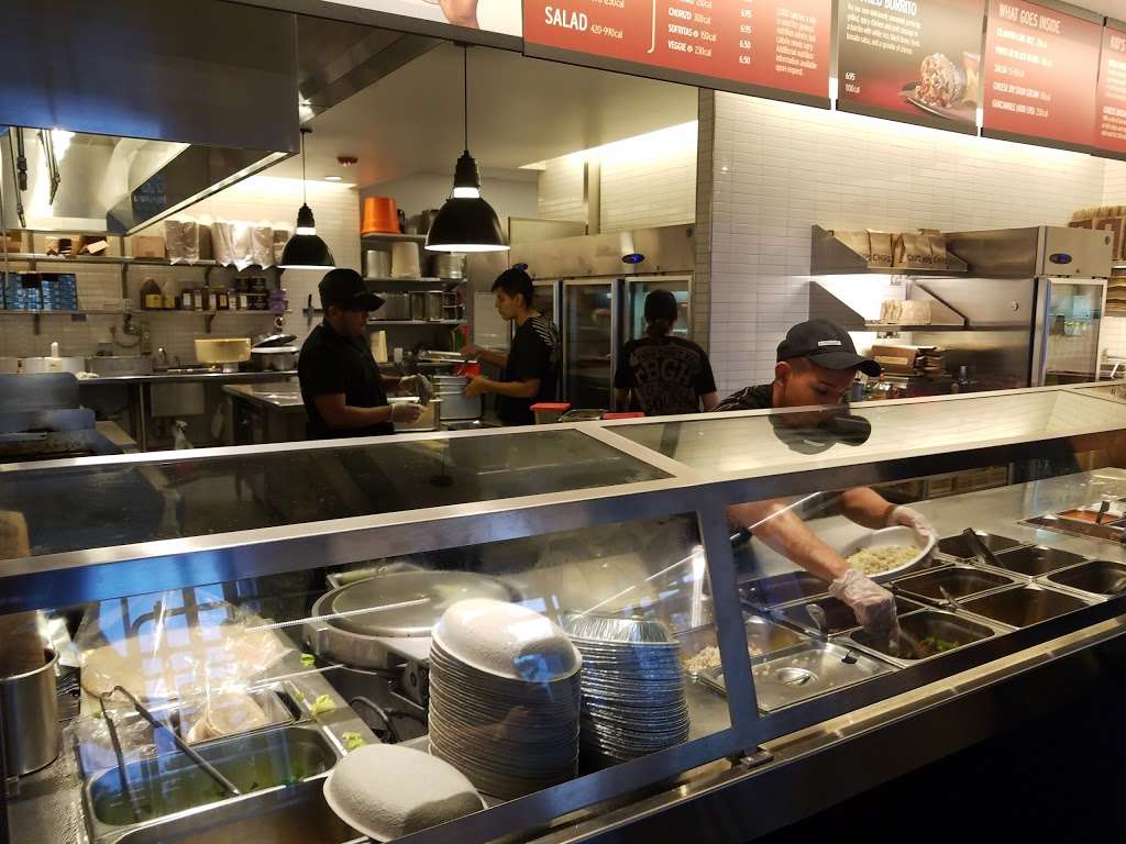 Chipotle Mexican Grill | 3846 Willow Rd, Glenview, IL 60025 | Phone: (847) 513-0016