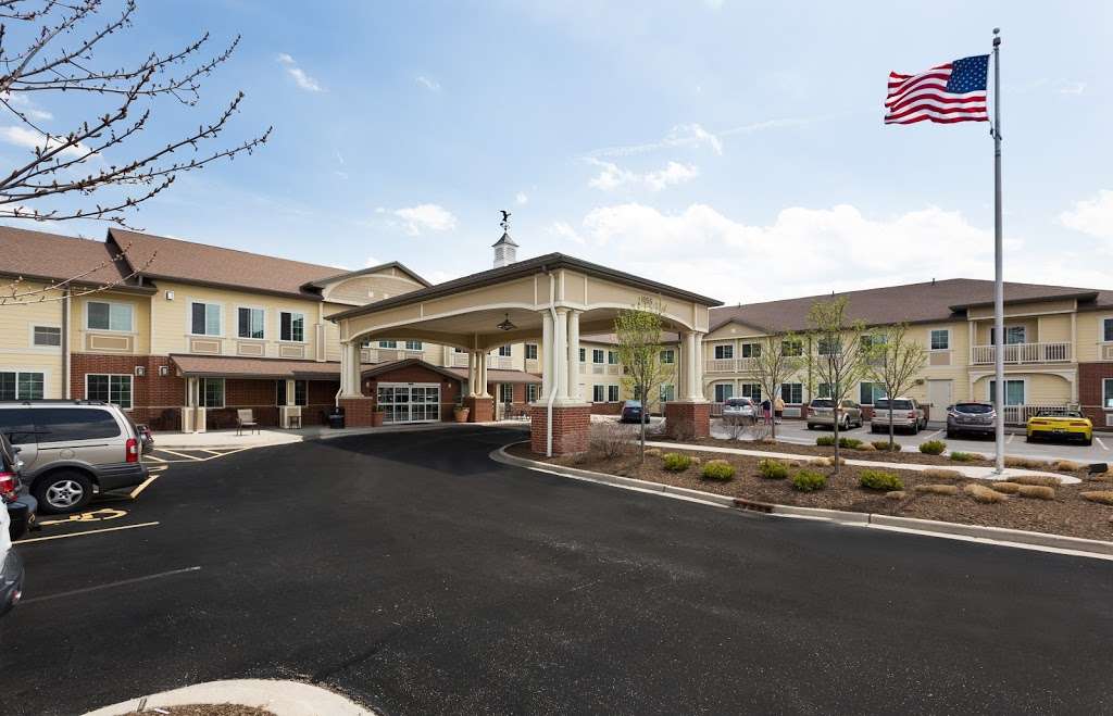 Three Oaks Assisted Living & Memory Care | 1055 Silver Lake Rd, Cary, IL 60013, USA | Phone: (847) 516-6016
