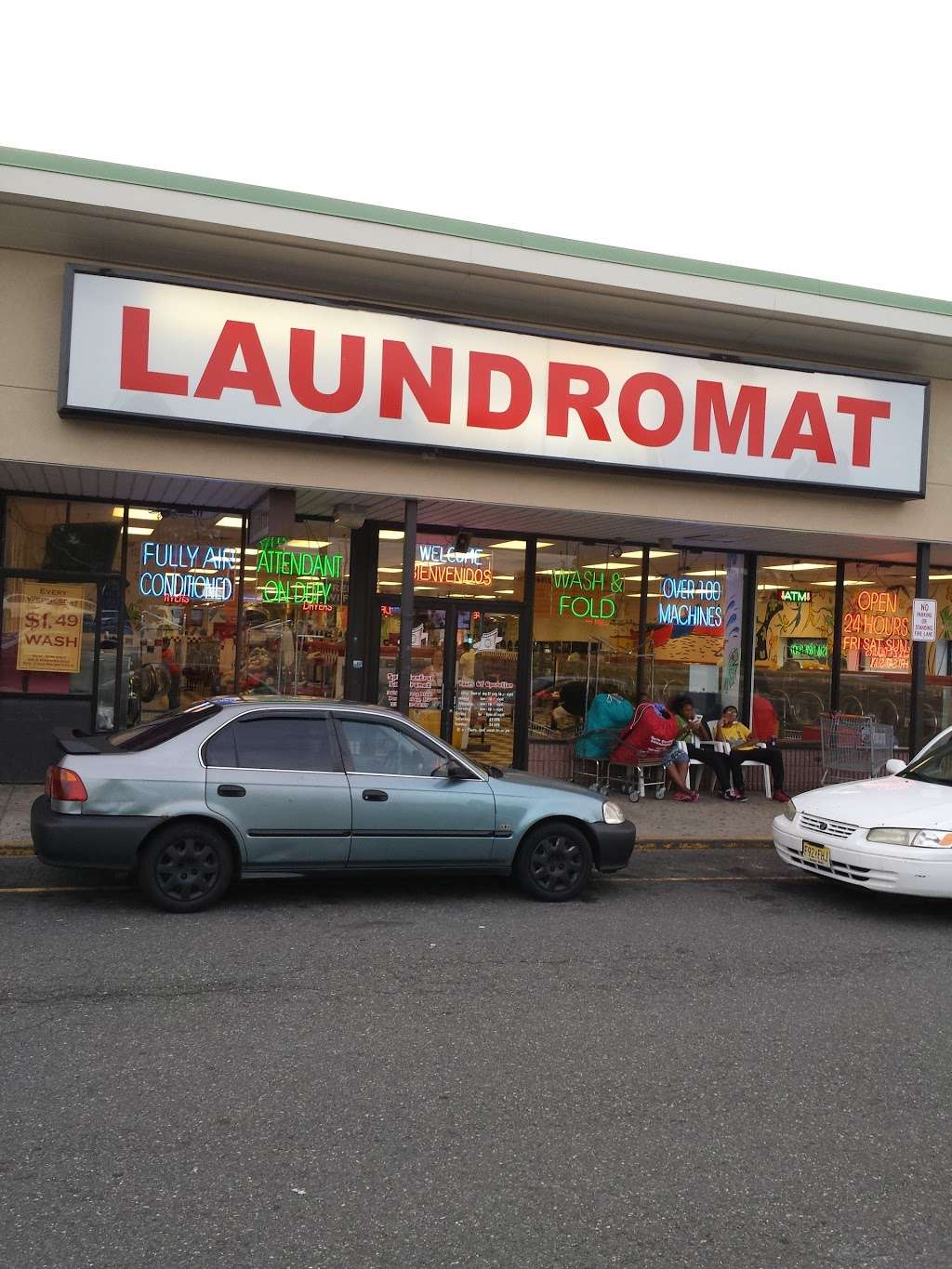 Spin Central Laundromat | 365 Convery Blvd, Perth Amboy, NJ 08861 | Phone: (732) 442-8877