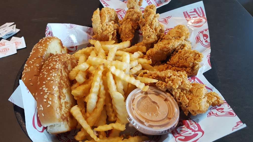 Raising Canes Chicken Fingers | 1601 Broadway St, Pearland, TX 77581 | Phone: (281) 993-5171