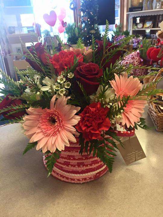Main Street Floral & Gifts | 119 Main St, North Judson, IN 46366 | Phone: (574) 896-5797