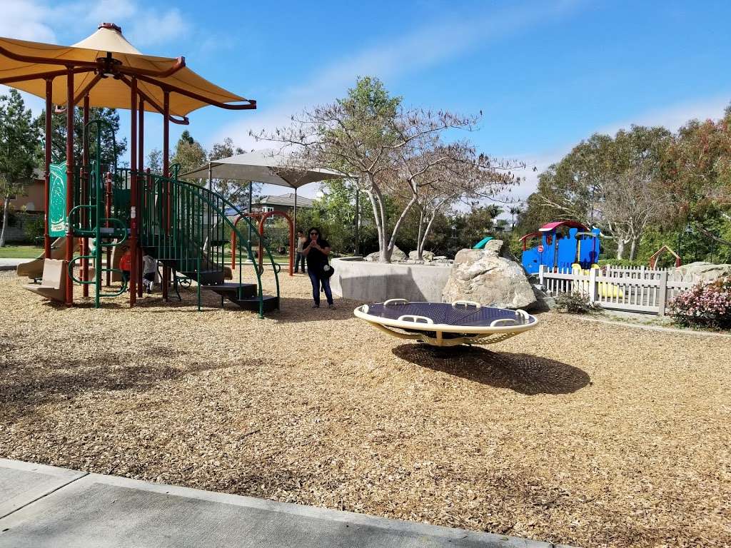 Creekside Park | 25743 Stonehill Dr, Dana Point, CA 92629 | Phone: (949) 248-3557