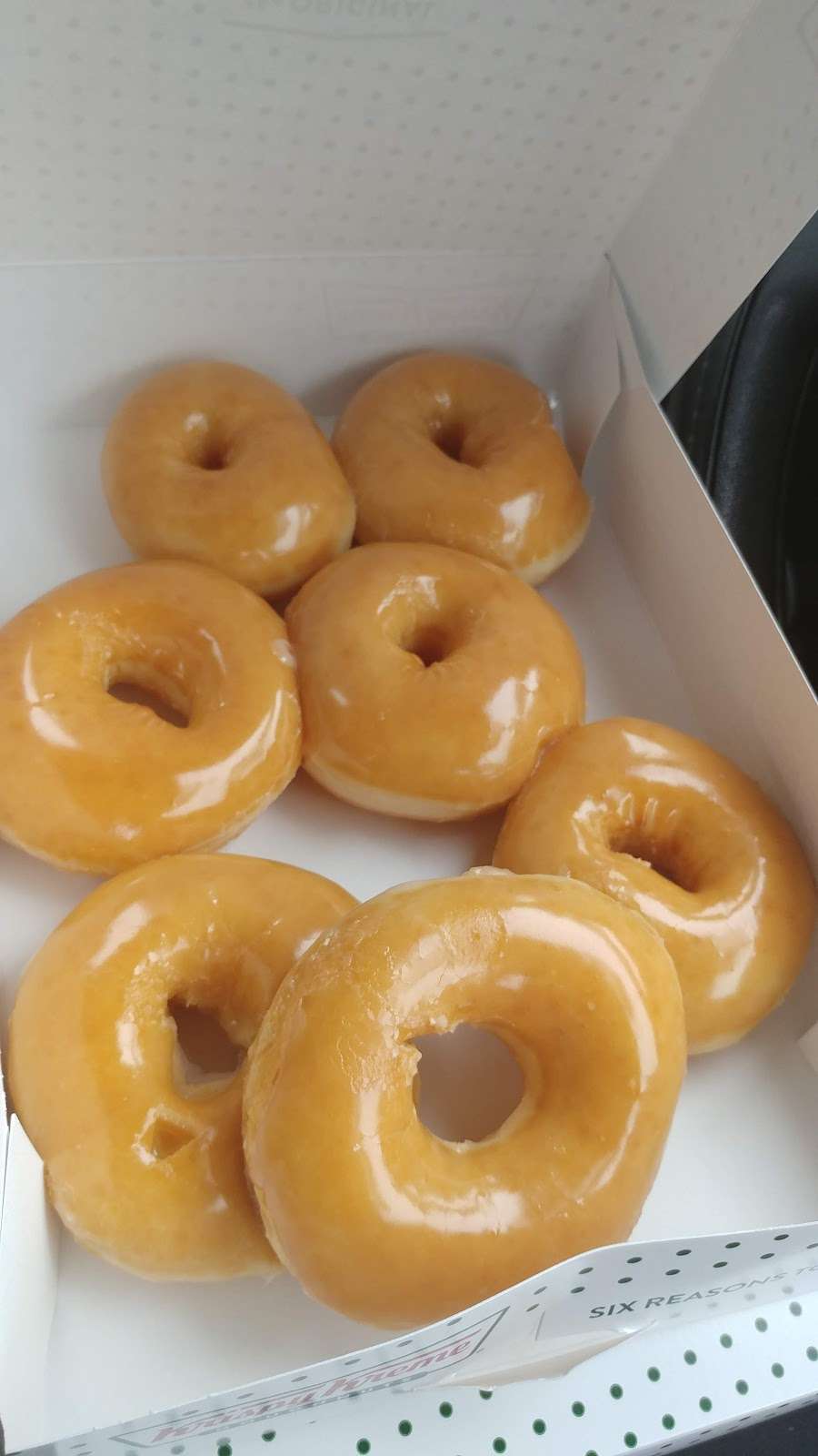 Krispy Kreme Doughnuts | 1575 Sullivan Ave, Daly City, CA 94015, USA | Phone: (650) 985-5612