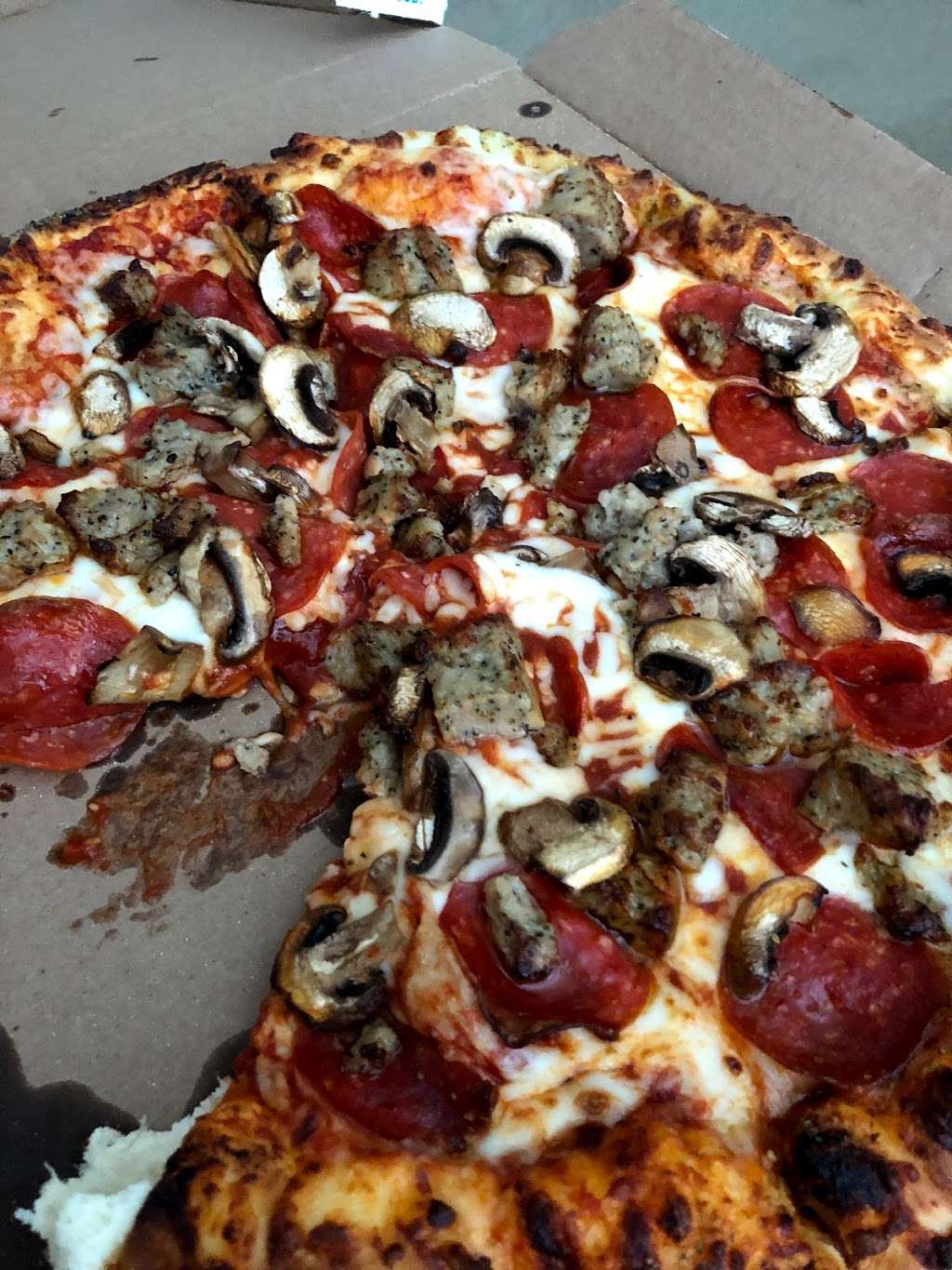 Dominos Pizza | 1158 Mission Rd, South San Francisco, CA 94080, USA | Phone: (650) 875-9440