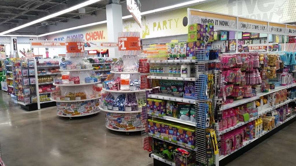 Five Below | 230 Airport Plaza Blvd, Farmingdale, NY 11735 | Phone: (631) 454-6934