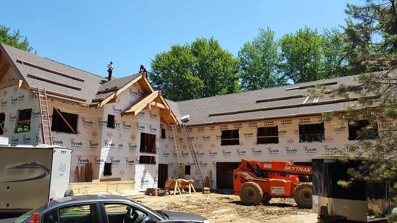 Shoreline Roofing & Siding | 4905 Cleveland Ave, Stevensville, MI 49127, USA | Phone: (269) 876-9096