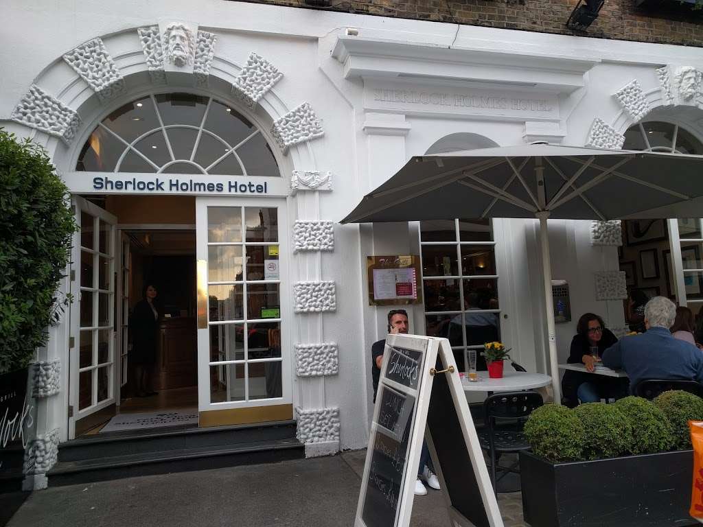 Sherlocks Grill, London | 108 Baker St, Marylebone, London W1U 6LJ, UK | Phone: 020 7958 5211