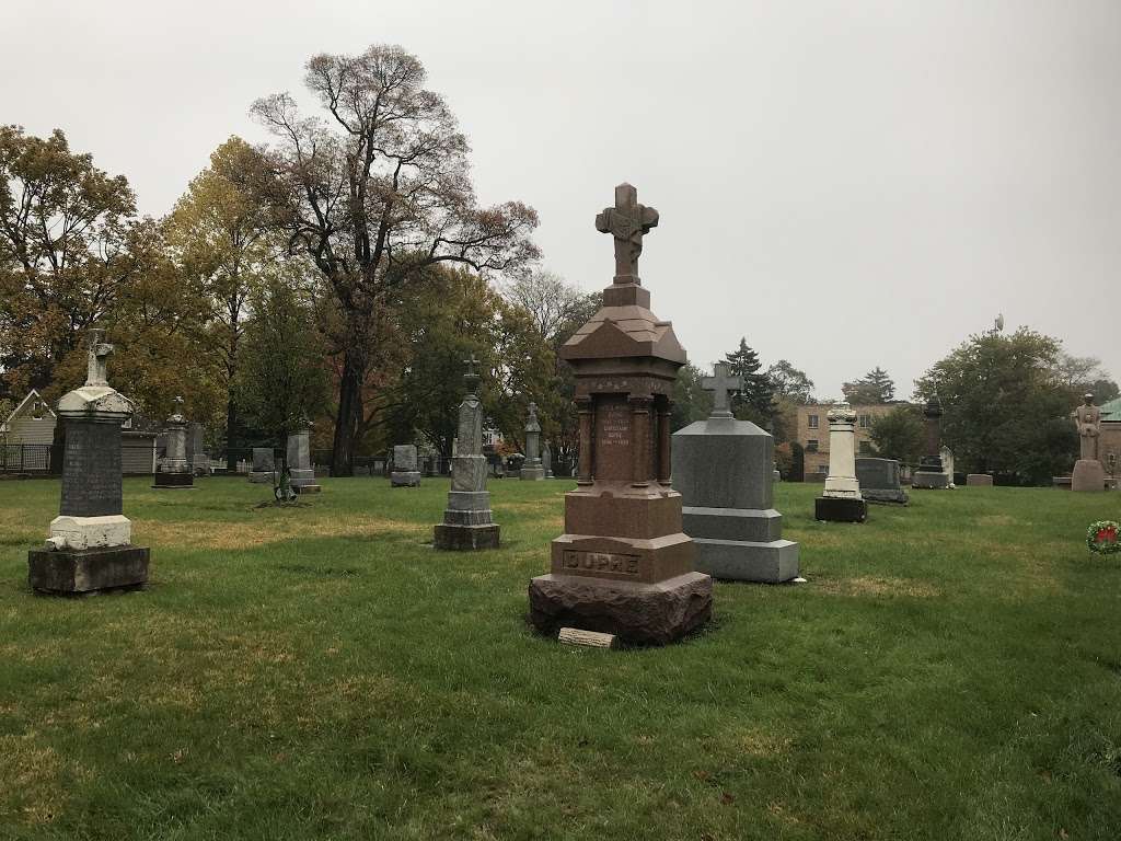 St Joseph Catholic Cemetery | Lake Ave, Wilmette, IL 60091 | Phone: (847) 864-3050