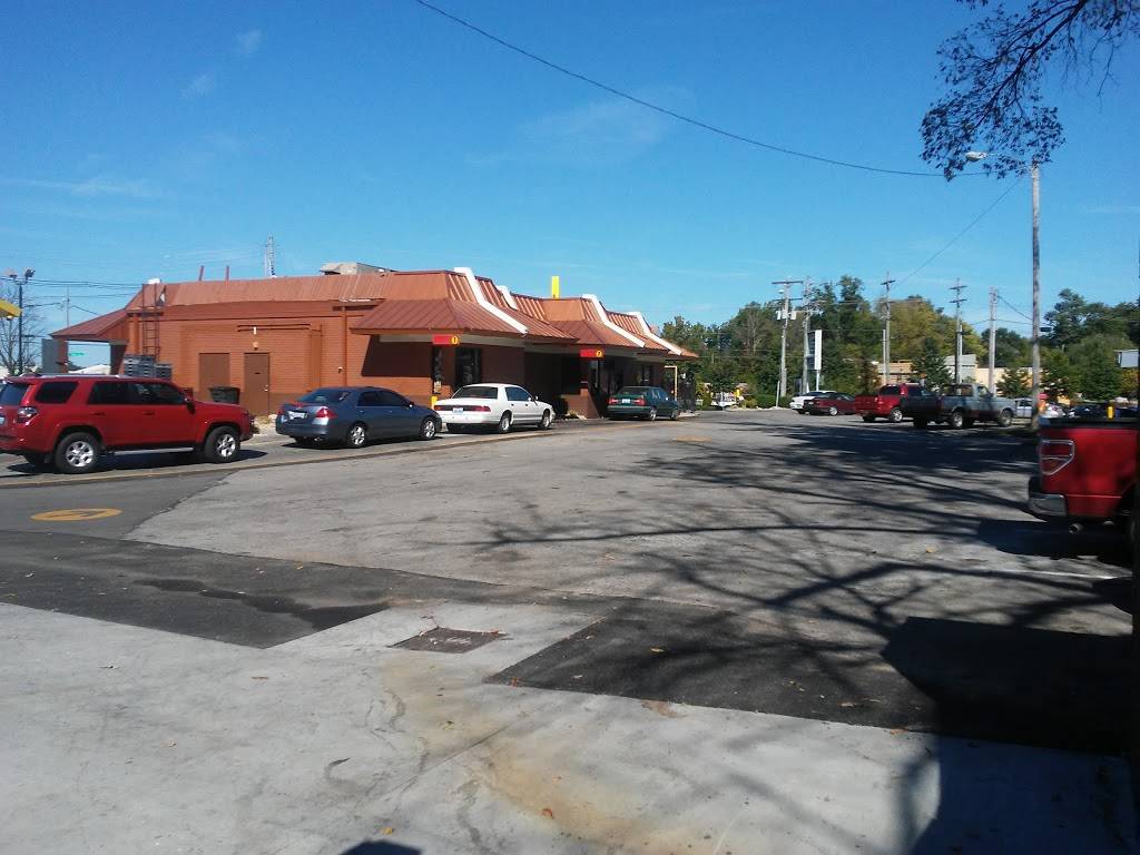 McDonalds | 3100 Poplar Level Rd, Louisville, KY 40217, USA | Phone: (502) 636-3229