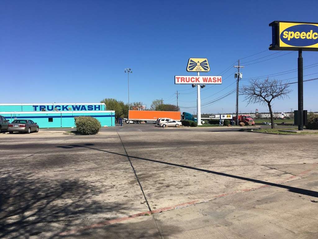 Speedco Truck Lube and Tires | 34353 Lyndon B Johnson Fwy, Dallas, TX 75241, USA | Phone: (972) 225-0544