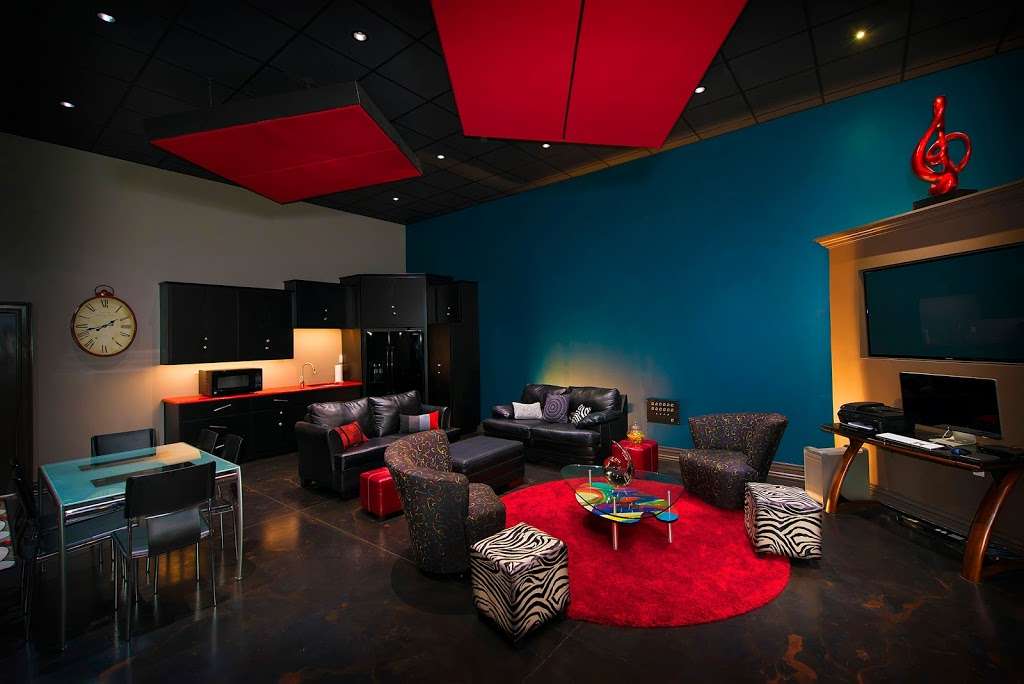 Studio3productions | 106 S Rosehill Rd, Lone Jack, MO 64070, USA | Phone: (816) 985-3358