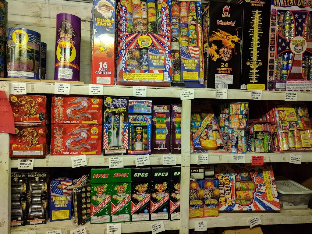 By Lo Fireworks | 570 Lawson Rd, Mesquite, TX 75181