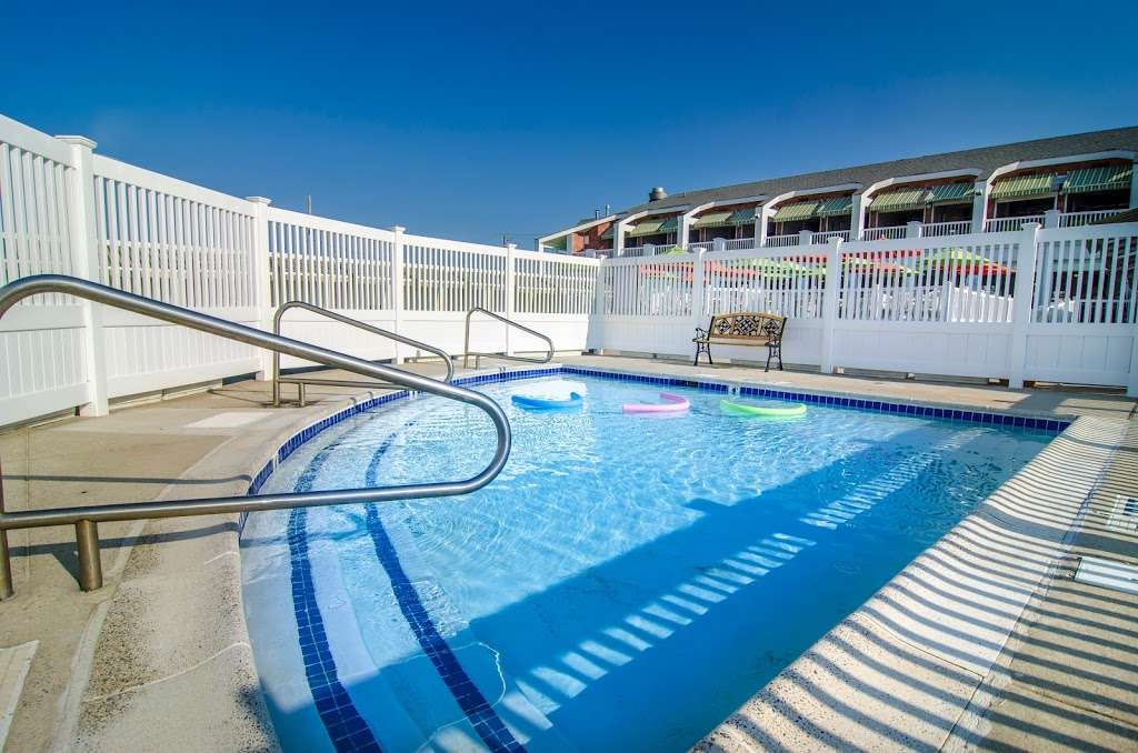 Inwood Beach Club | 1795 Ocean Blvd, Atlantic Beach, NY 11509 | Phone: (516) 239-4922