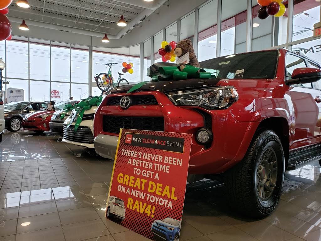 Greens Toyota of Lexington | 630 E New Circle Rd, Lexington, KY 40505, USA | Phone: (859) 254-5751