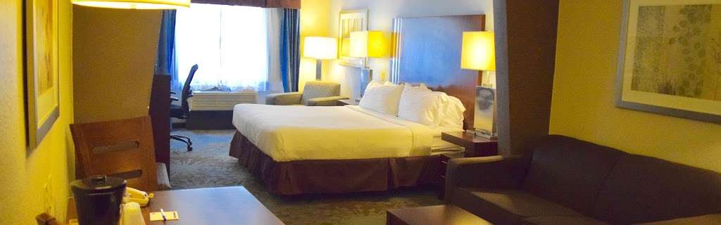 Holiday Inn Express & Suites San Antonio NW Near Seaworld | 9536 Amelia Pass, San Antonio, TX 78254, USA | Phone: (210) 684-7666