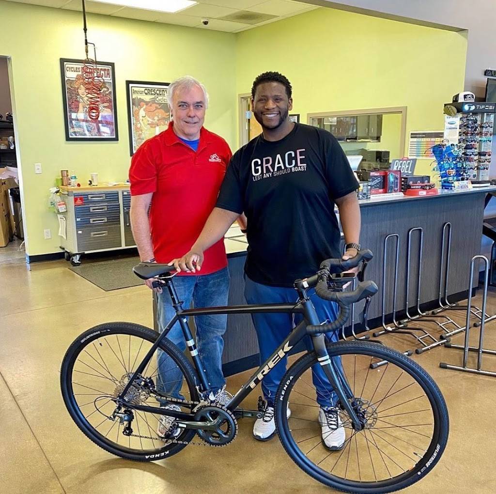 Schellers Fitness & Cycling - Veterans Pkwy, Clarksville | 1000 Veterans Pkwy, Clarksville, IN 47129, USA | Phone: (812) 288-6100