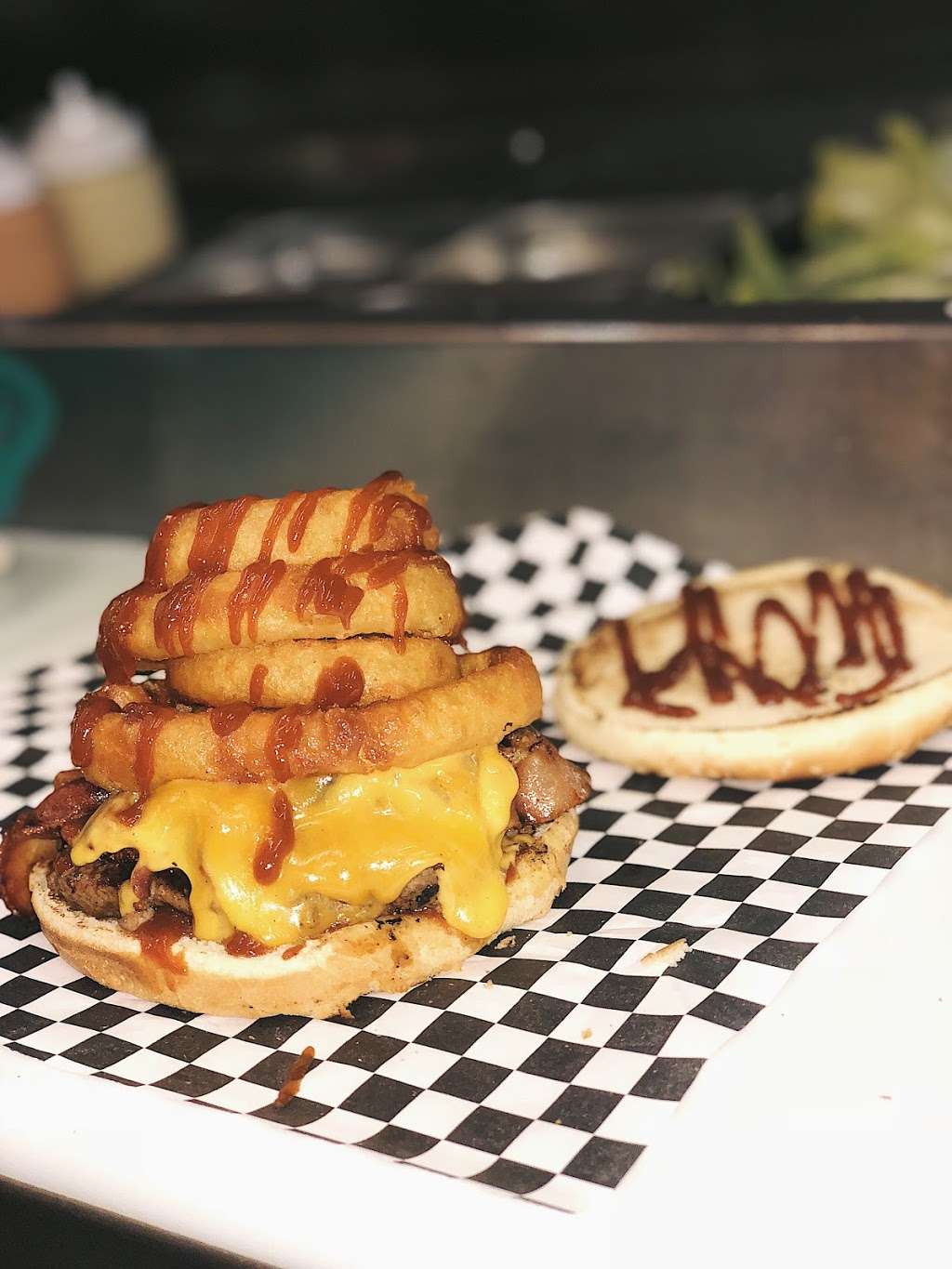 Burger Board | 5430 CA-1, Pacifica, CA 94044 | Phone: (650) 735-9900