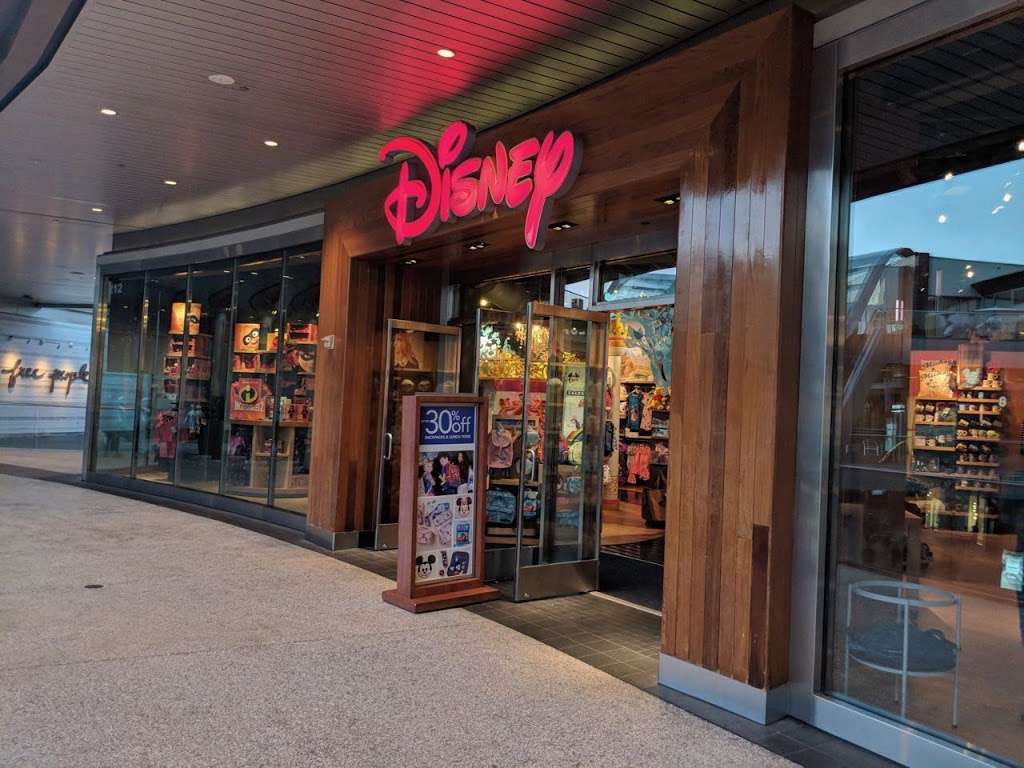 Disney Store | 395 Santa Monica Place, Santa Monica, CA 90401 | Phone: (310) 395-4365