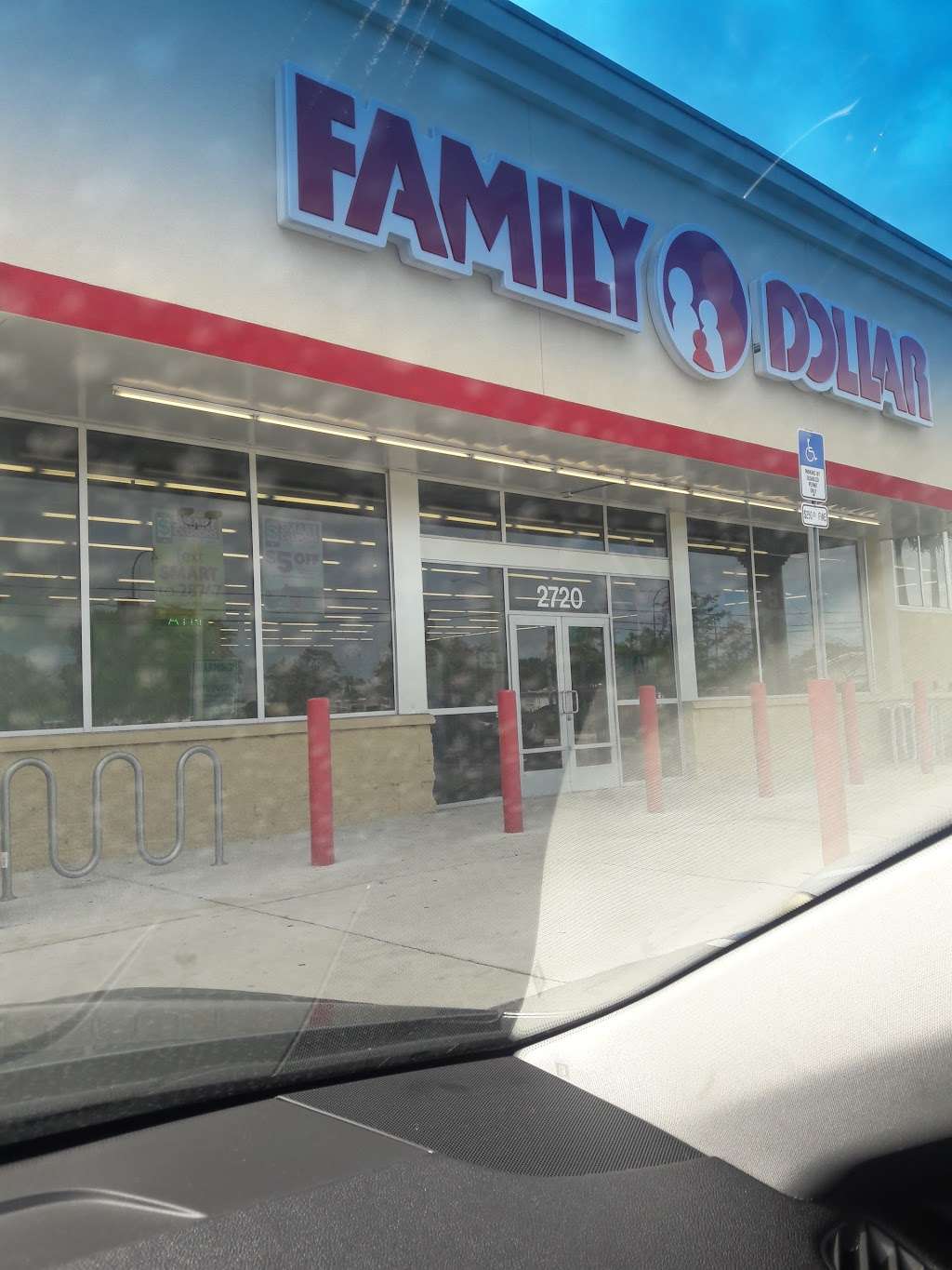 Family Dollar | 2720 Hammondville Rd, Pompano Beach, FL 33069 | Phone: (954) 633-5805