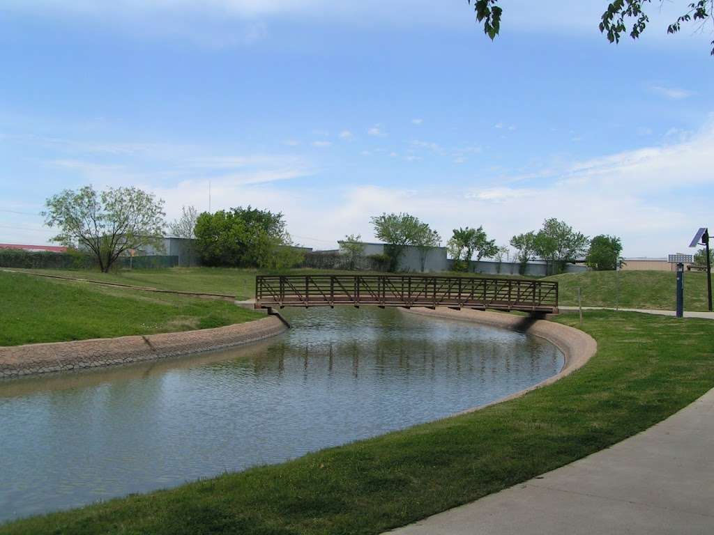 Spring Trail Park | Riverside Dr, Dallas, TX 75229, USA | Phone: (972) 721-2600