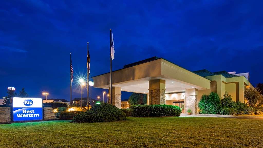 Best Western Hickory | 1520 13th Ave Dr SE, Hickory, NC 28602, USA | Phone: (828) 323-1150