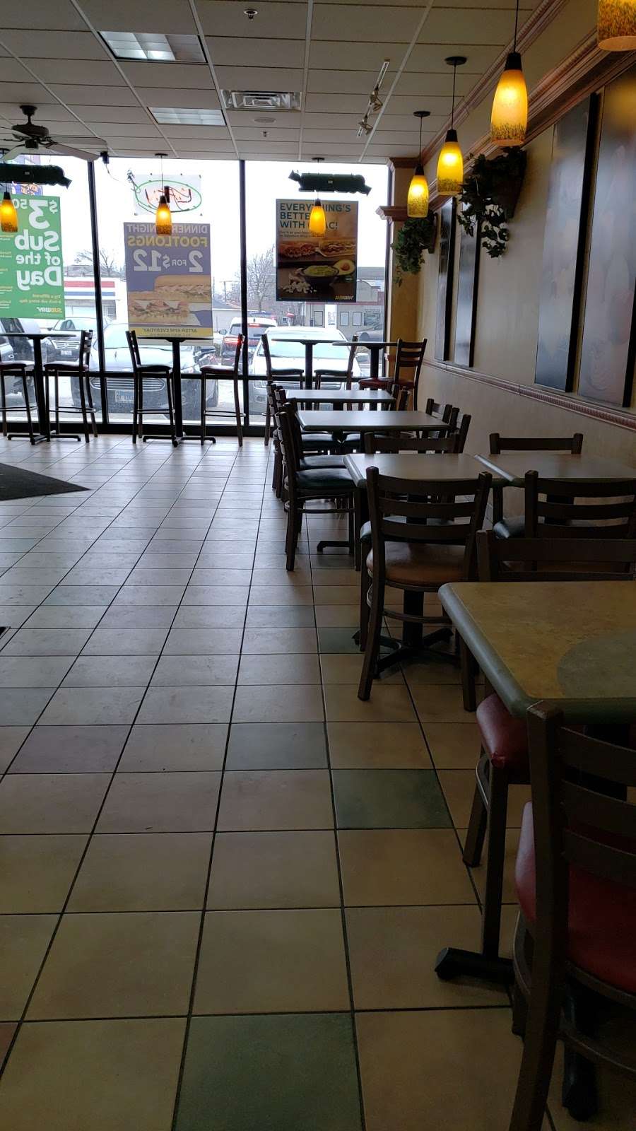 Subway | 9509 W Grand Ave. Suite 104, Franklin Park, IL 60131, USA | Phone: (847) 288-0950