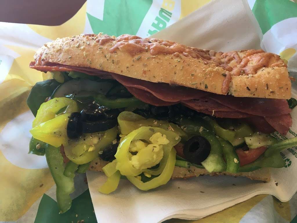 Subway | 821 Eva St, Montgomery, TX 77356, USA | Phone: (936) 597-8364