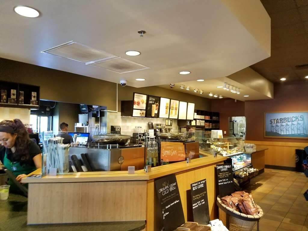 Starbucks | 332 E North Ave, Lombard, IL 60148, USA | Phone: (630) 424-1691