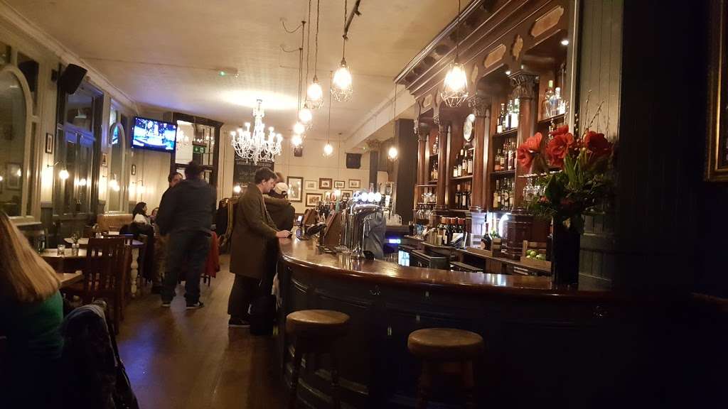 The Masons Arms | 665 Harrow Rd, London NW10 5NU, UK | Phone: 020 8960 2278